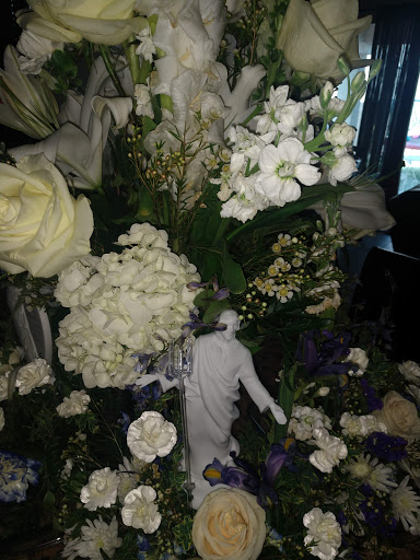 Florist «Sun City Florists, Cards and Gifts», reviews and photos, 14629 N Del Webb Blvd, Sun City, AZ 85351, USA