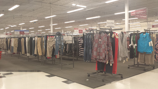 Clothing Store «Burlington Coat Factory», reviews and photos, 370 US-130, Hightstown, NJ 08520, USA