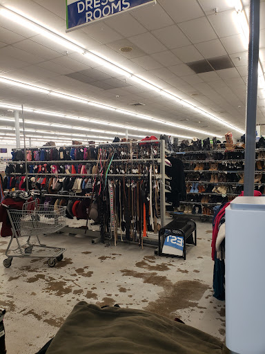 Thrift Store «2nd Ave Village Thrift Economy Stores», reviews and photos, 13770 Smoketown Rd, Woodbridge, VA 22192, USA