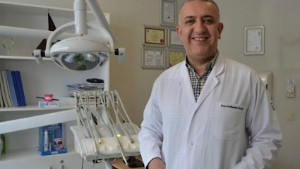 Diş Hekimi Doç. Dr. Mustafa Ülker