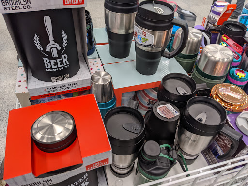 Clothing Store «Ross Dress for Less», reviews and photos, 484 Randall Rd, South Elgin, IL 60177, USA