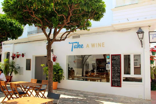 Take a Wine - Pl. Manilva, 29680 Estepona, Málaga