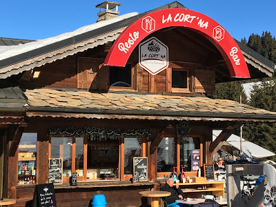 Bar Restaurant La Cortna à Morzine