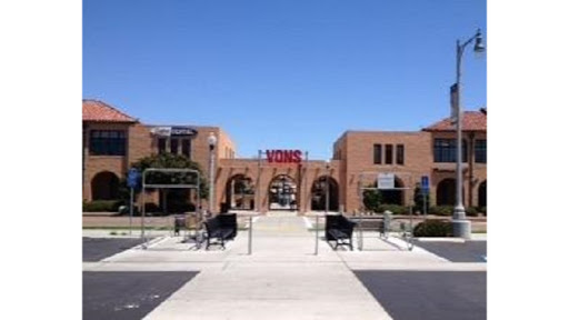 Vons, 2495 Truxtun Rd Suite 100, San Diego, CA 92106, USA, 
