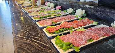 AU GRAND BUFFET à Mouilleron-le-Captif