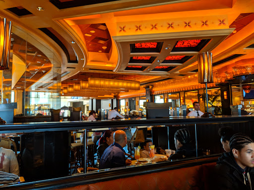 Shopping Mall «The Shops at Chestnut Hill», reviews and photos, 199 Boylston St, Chestnut Hill, MA 02467, USA