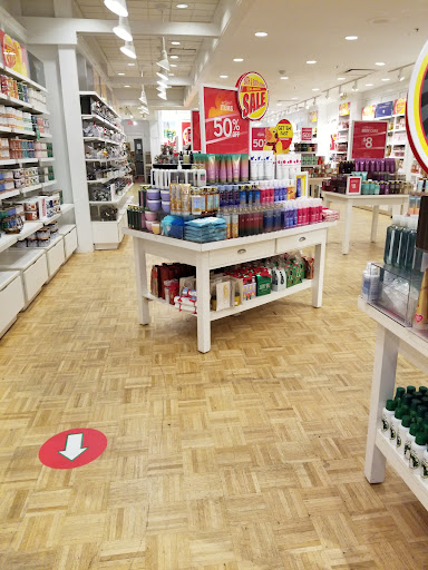 Shopping Mall «Lakeforest Mall», reviews and photos, 701 Russell Ave, Gaithersburg, MD 20877, USA