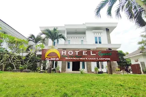 Almer Hotel Syariah image