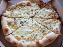 Plats et boissons du Pizzas à emporter La Pizzaiola à Marchiennes - n°3
