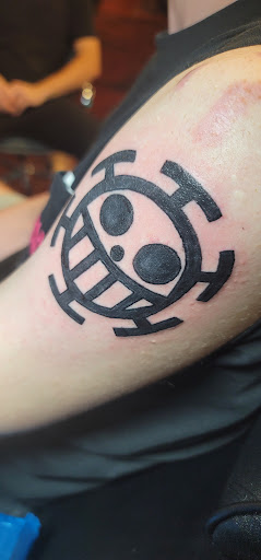 Tattoo Shop «Blood Moon Tattoo Gallery», reviews and photos, 101 N Main St #201, Mansfield, TX 76063, USA