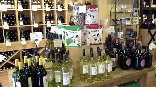 Wine Store «Vino 100 White Plains», reviews and photos, 171 Mamaroneck Ave, White Plains, NY 10601, USA