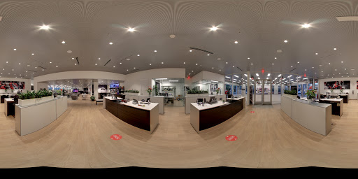Audi Dealer «Audi Dallas», reviews and photos, 5033 Lemmon Ave, Dallas, TX 75209, USA