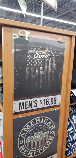 Home Improvement Store «Tractor Supply Co.», reviews and photos, 124 Commerce Way, Newport, VT 05855, USA