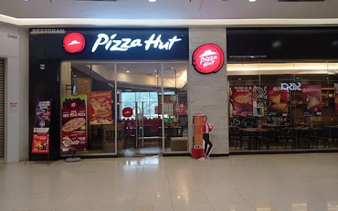 Pizza Hut Restaurant Batu Pahat Mall image