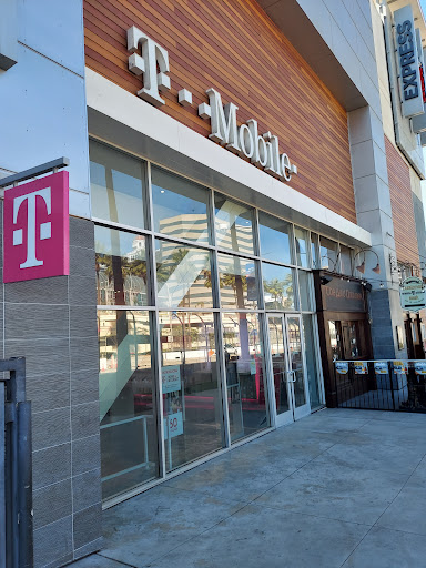 T-Mobile