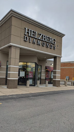 Jewelry Store «Helzberg Diamonds», reviews and photos, 4109 N Harlem Ave, Norridge, IL 60706, USA