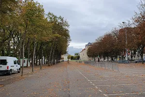 Parking Seraucourt image