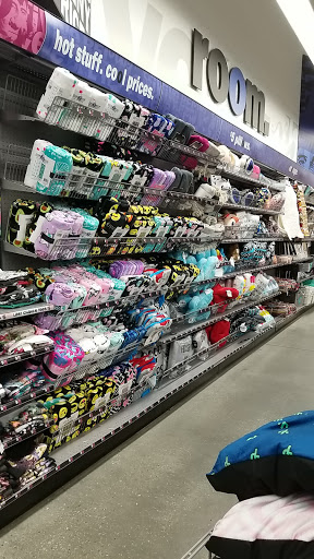 Variety Store «Five Below», reviews and photos, 1630 Scenic Hwy S, Snellville, GA 30078, USA