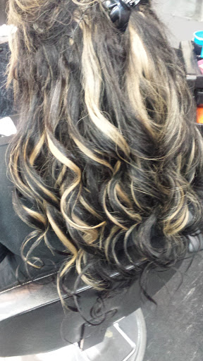 Beauty Salon «Marcel Salon», reviews and photos, 4907 NW Loop 410 #101, San Antonio, TX 78229, USA