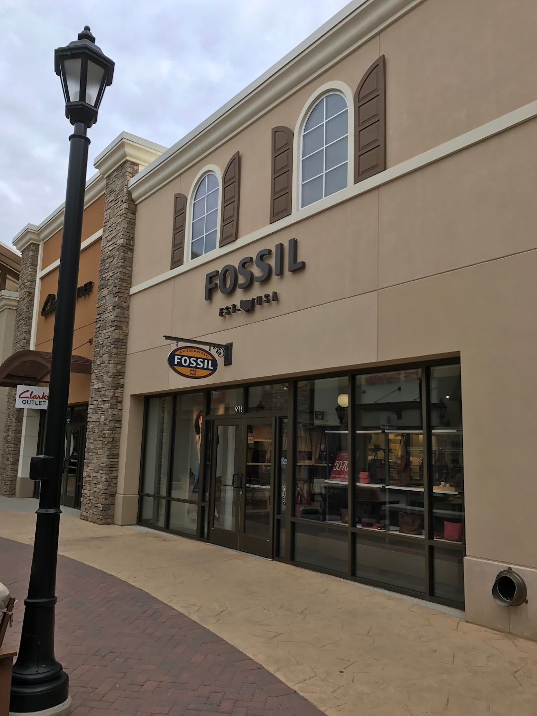 Fossil Outlet