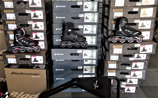 Sporting Goods Store «Play It Again Sports - Florida», reviews and photos, 2211 Florida Ave S, Lakeland, FL 33803, USA