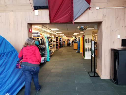 Clothing Store «L.L. Bean», reviews and photos, 95 Main St, Freeport, ME 04032, USA