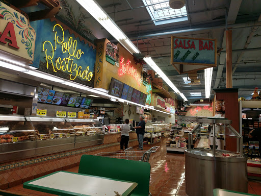 Supermarket «Vallarta Supermarkets», reviews and photos, 23449 Lyons Ave, Valencia, CA 91355, USA