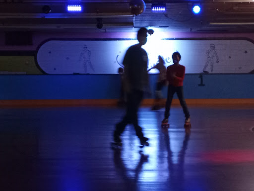 Sporting Goods Store «Hyde Park Roller Magic», reviews and photos, 4178 Albany Post Rd, Hyde Park, NY 12538, USA