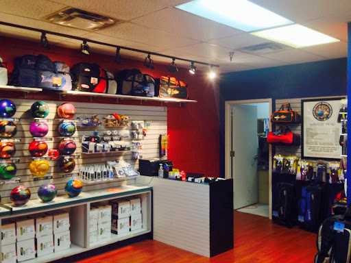 Bowling Supply Shop «BowlersMart Orlando Pro Shop at Boardwalk Bowl», reviews and photos, 10749 E Colonial Dr, Orlando, FL 32817, USA