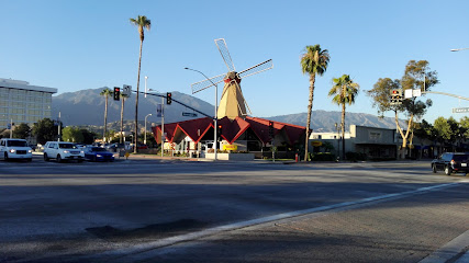 Drive-In Liquor Store