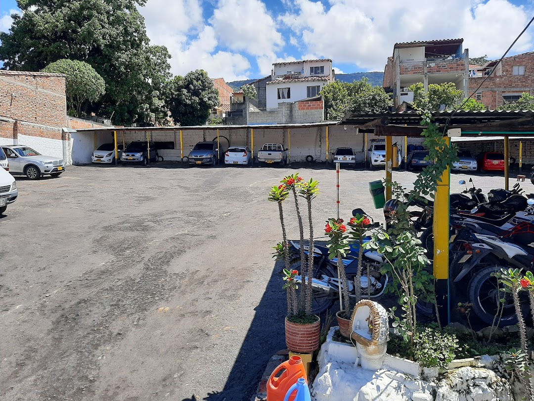 Parqueadero El Volante