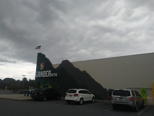 Sporting Goods Store «Gander Mountain», reviews and photos, 3285 Black Gap Rd, Chambersburg, PA 17202, USA