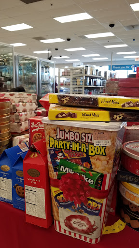 Clothing Store «Ross Dress for Less», reviews and photos, 8095 Stonewall Shops Square, Gainesville, VA 20155, USA