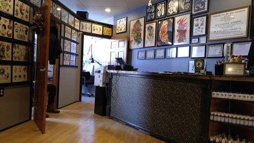 Tattoo Shop «Chameleon Tattoo & Body Piercing», reviews and photos, 36 John F. Kennedy St, Cambridge, MA 02138, USA