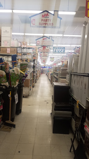 Discount Store «National Wholesale Liquidators», reviews and photos, 7101 Kissena Blvd, Flushing, NY 11367, USA