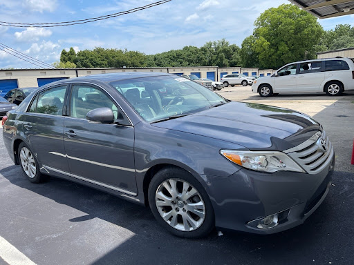 Auto Body Shop «Maaco Collision Repair & Auto Painting», reviews and photos, 2200 N Church St, Greensboro, NC 27405, USA