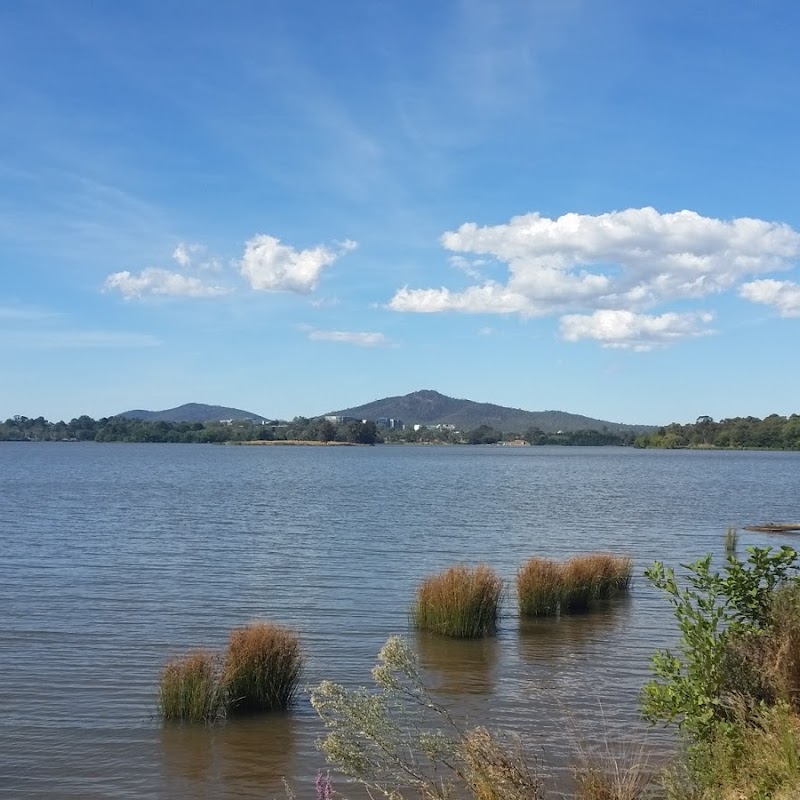 Yarralumla Bay Oval