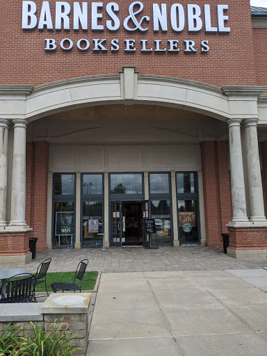 Book Store «Barnes & Noble», reviews and photos, 28801 Chagrin Blvd, Woodmere, OH 44122, USA