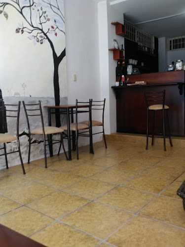 Opiniones de Café Librería El Farol en San Miguel de Ibarra - Cafetería