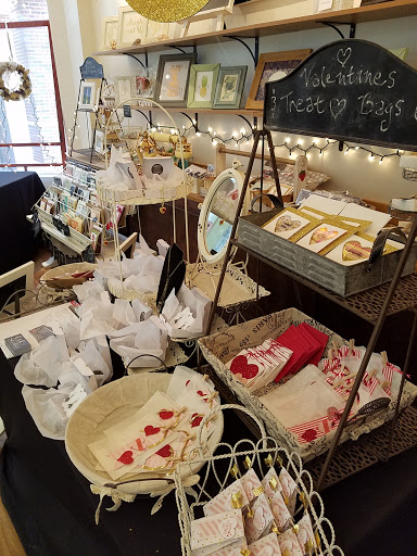 Shopping Mall «Town & Country Shopping Center», reviews and photos, 300 E Stroop Rd, Dayton, OH 45429, USA