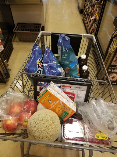 Grocery Store «Giant Food Stores», reviews and photos, 550 Lancaster Ave, St Davids, PA 19087, USA