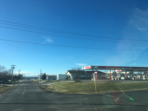 Convenience Store «Weiler Convenience Stores», reviews and photos, 2401 E 4th St, Marshfield, WI 54449, USA