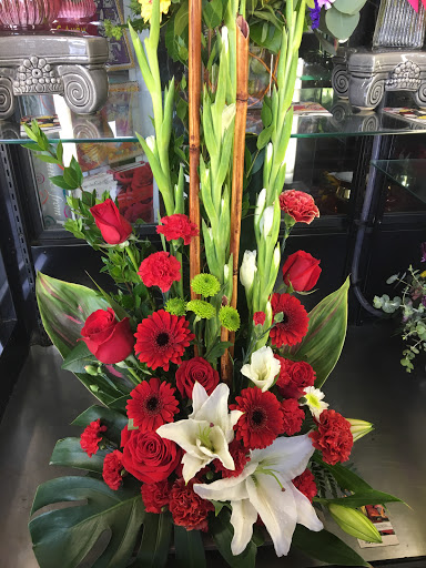 Florist «VIP Flowers», reviews and photos, 11050 SE Powell Blvd #377, Portland, OR 97266, USA