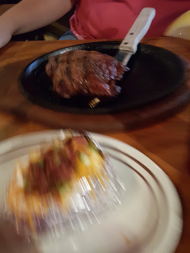 Family Restaurant «The Backyard Grill», reviews and photos, 9453 Jones Rd, Houston, TX 77065, USA