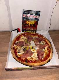 Plats et boissons du Pizzeria Pizza La Sicilienne à Viry-Châtillon - n°14