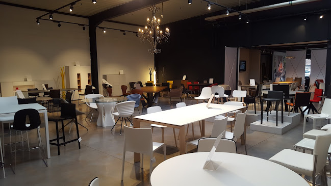 Sitta Mesa - stoel & tafel / DRZ Design RelaxZetels - Gent