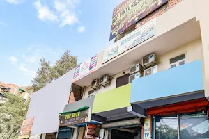 Flagship Rs Hotels Near M2k Cinemas Rohini image