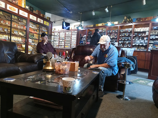Tobacco Shop «Arlington Pipe and Cigar Lounge», reviews and photos, 546 W Northwest Hwy, Arlington Heights, IL 60004, USA