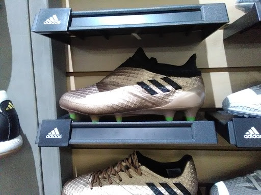 Sporting Goods Store «Niky’s Sports», reviews and photos, 3537 Tweedy Blvd, South Gate, CA 90280, USA