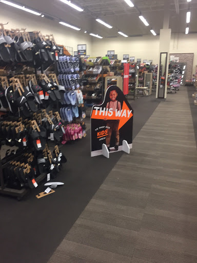 Shoe Store «DSW Designer Shoe Warehouse», reviews and photos, 720 Jefferson Rd, Rochester, NY 14623, USA